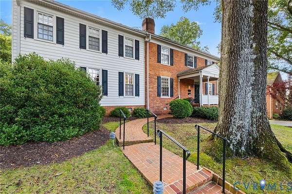 10.1 Acres of Land with Home for Sale in Richmond, Virginia