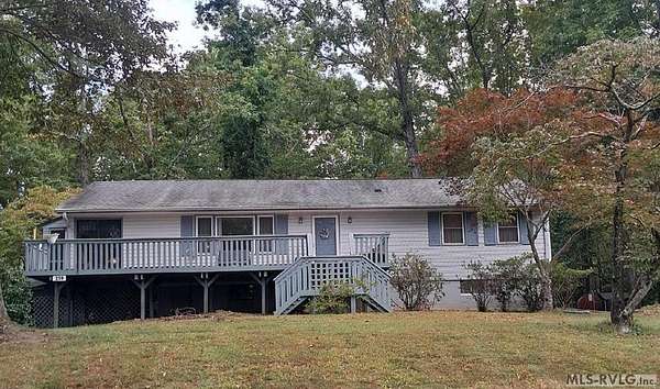 1.55 Acres of Residential Land with Home for Sale in Henrico, North Carolina