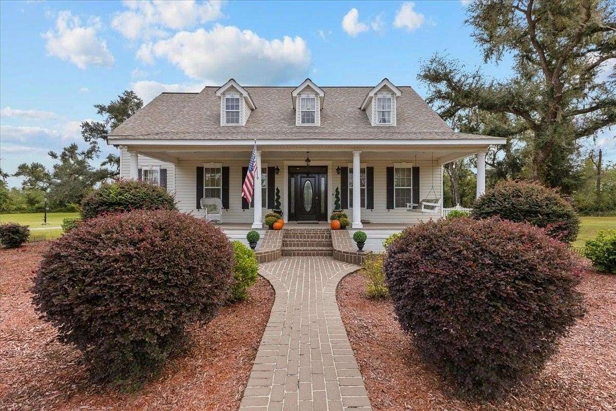 3 Acres of Residential Land with Home for Sale in Perry, Florida