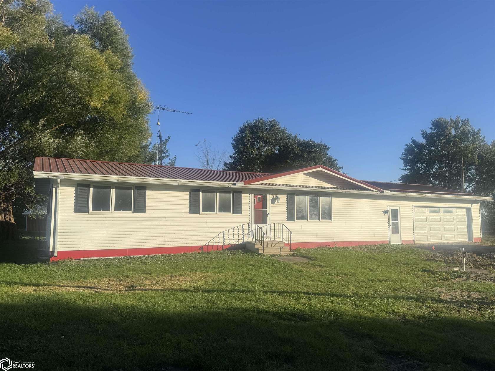 4.12 Acres of Residential Land with Home for Sale in Dumont, Iowa