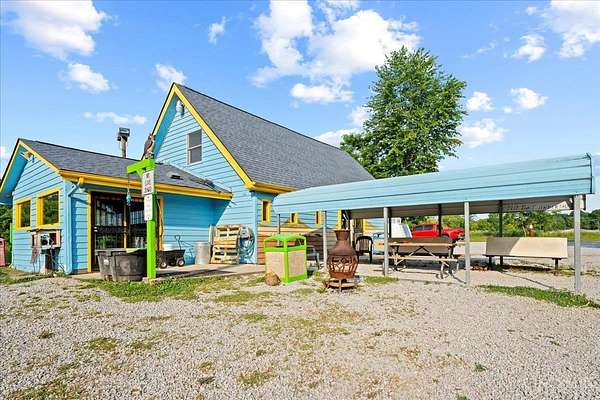 6.74 Acres of Improved Mixed-Use Land for Sale in Batavia Township, Ohio