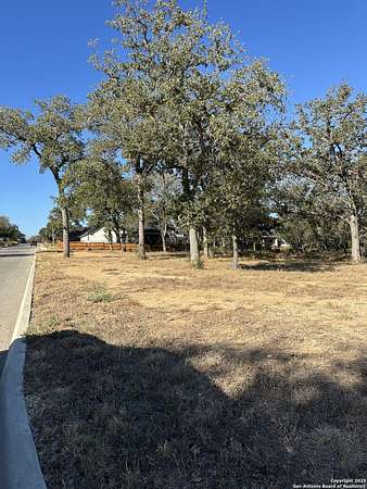 0.33 Acres of Residential Land for Sale in La Vernia, Texas