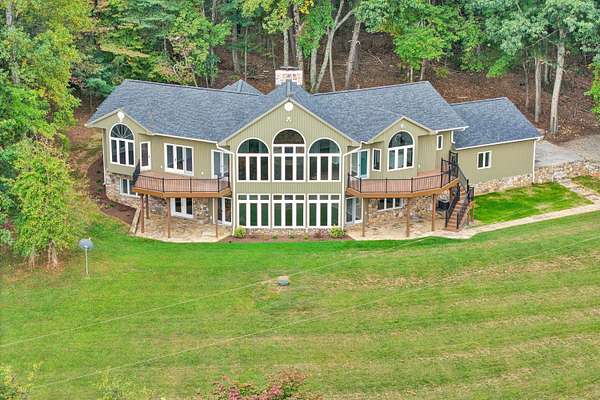 5.12 Acres of Residential Land with Home for Sale in Callaway, Virginia