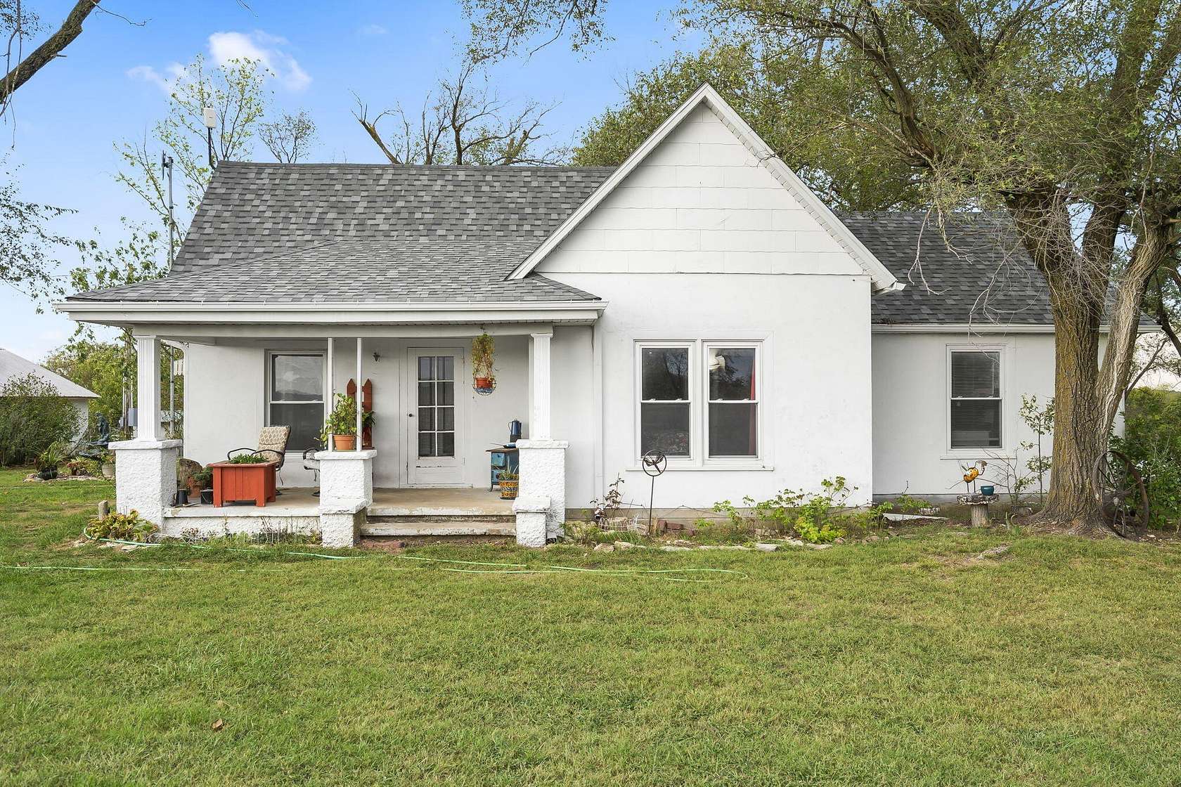 5 Acres of Land with Home for Sale in Halfway, Missouri