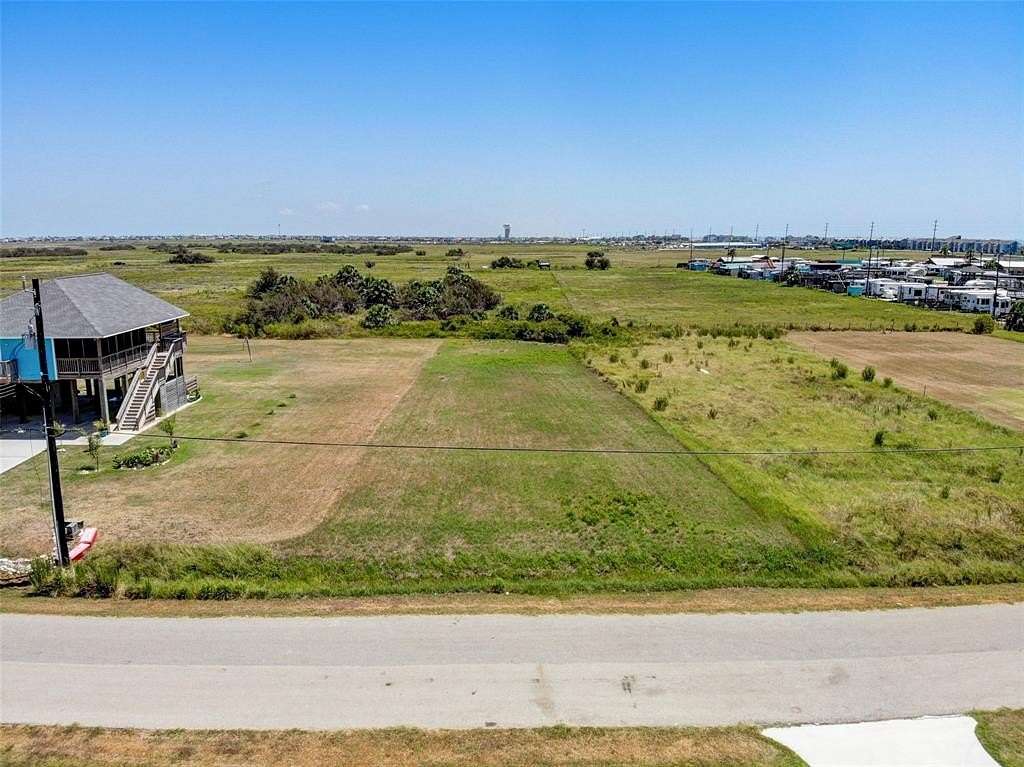 0.5 Acres of Residential Land for Sale in Galveston, Texas