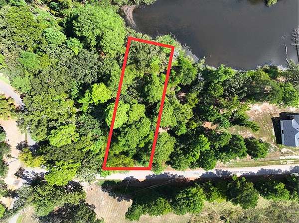 0.39 Acres of Residential Land for Sale in Quitman, Texas