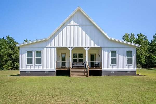 9.5 Acres of Residential Land with Home for Sale in Milledgeville, Georgia