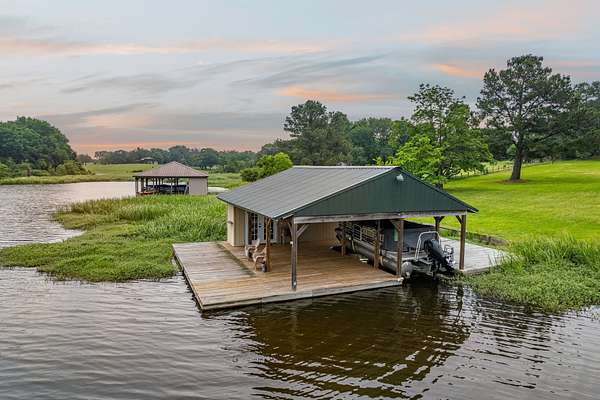 2 Acres of Land with Home for Sale in Athens, Texas