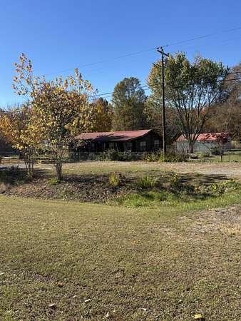 1.86 Acres of Residential Land with Home for Sale in Dunlap, Tennessee