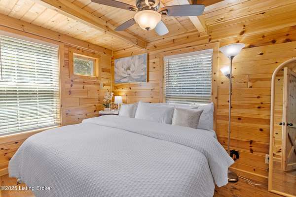 2 Acres of Residential Land with Home for Sale in Park City, Kentucky