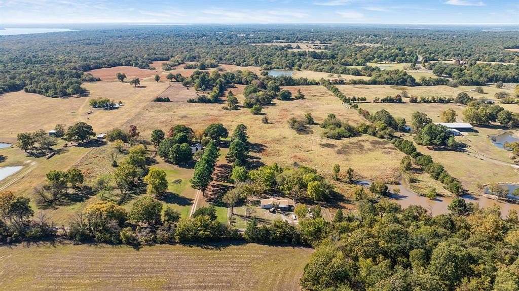 31.4 Acres of Recreational Land & Farm for Sale in Arthur City, Texas