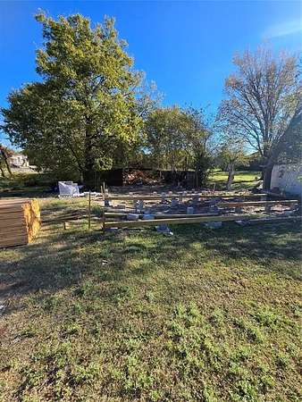 0.16 Acres of Residential Land for Sale in Ennis, Texas