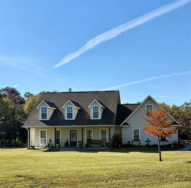 1.82 Acres of Residential Land with Home for Sale in Emory, Texas