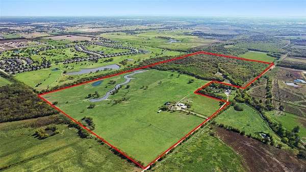 122 Acres of Land with Home for Sale in Royse City, Texas