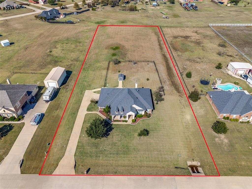 1.55 Acres of Land with Home for Sale in Royse City, Texas