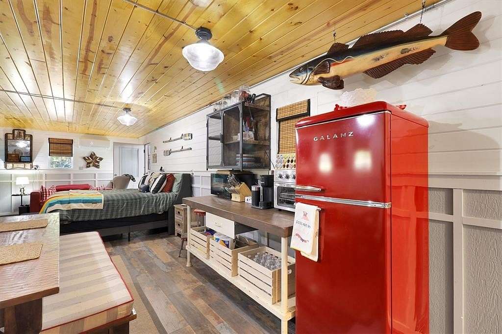 15.8 Acres of Land for Sale in Denison, Texas