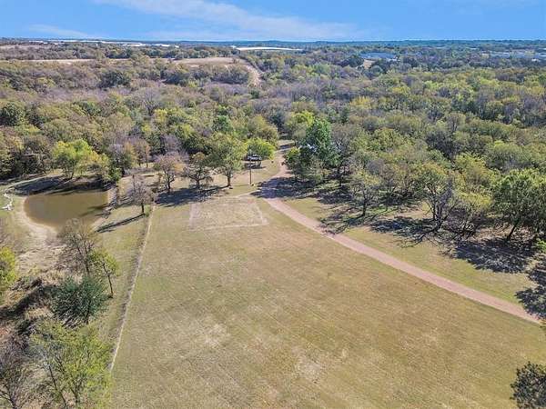 15.8 Acres of Land for Sale in Denison, Texas