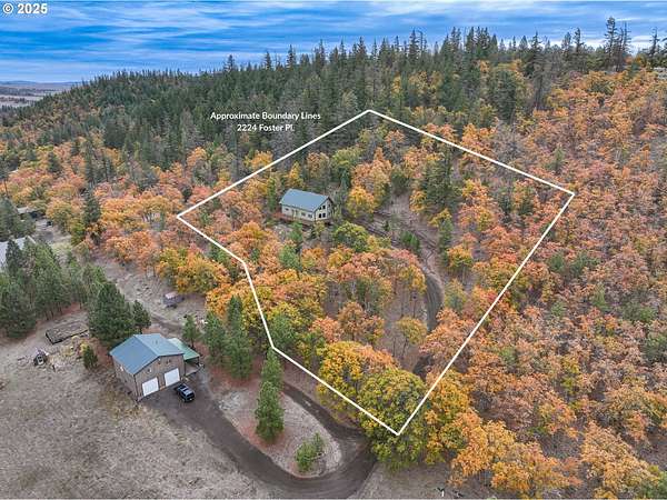 3 Acres of Land with Home for Sale in Goldendale, Washington