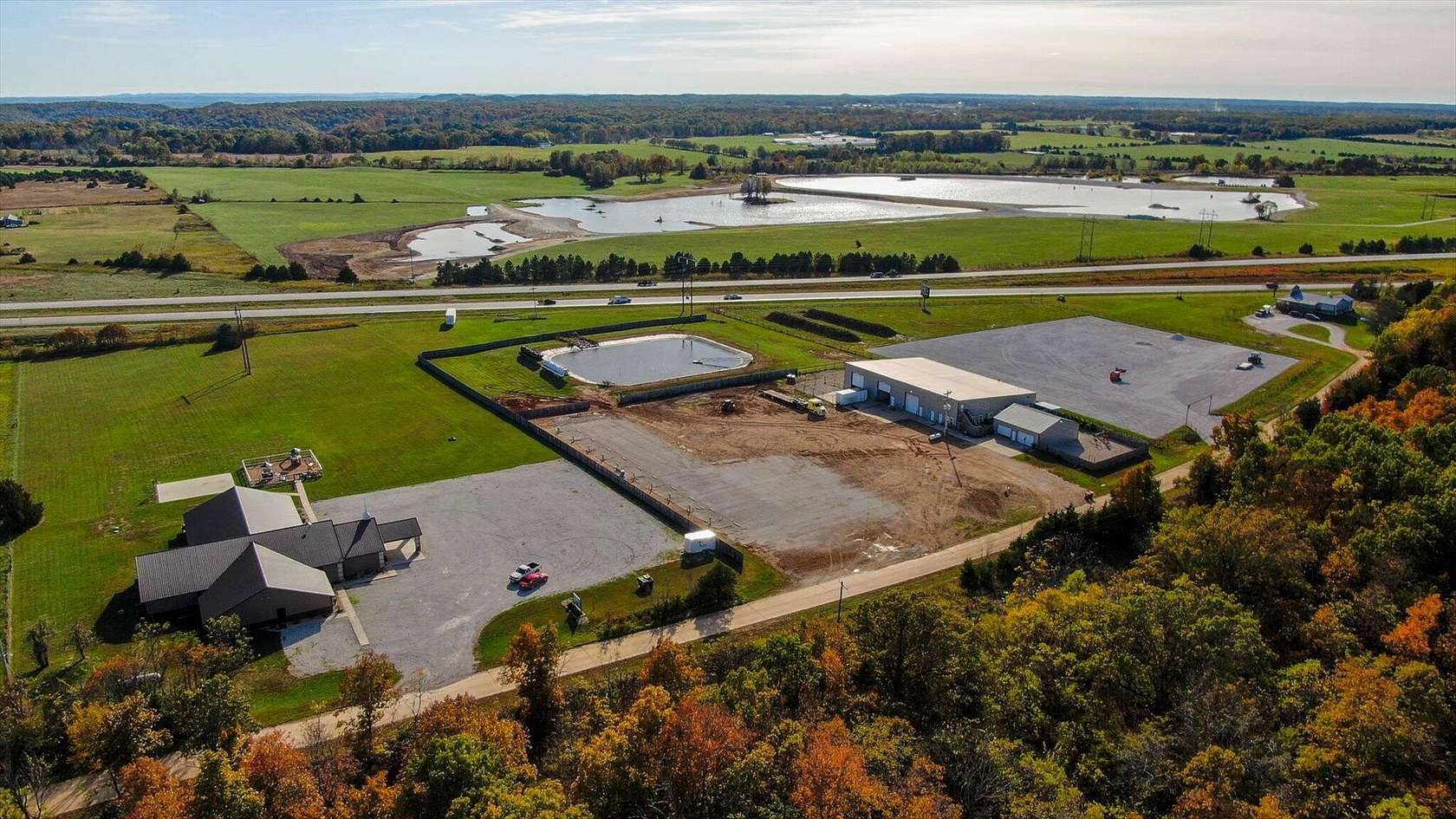 5 Acres of Improved Residential Land for Sale in Seymour, Missouri