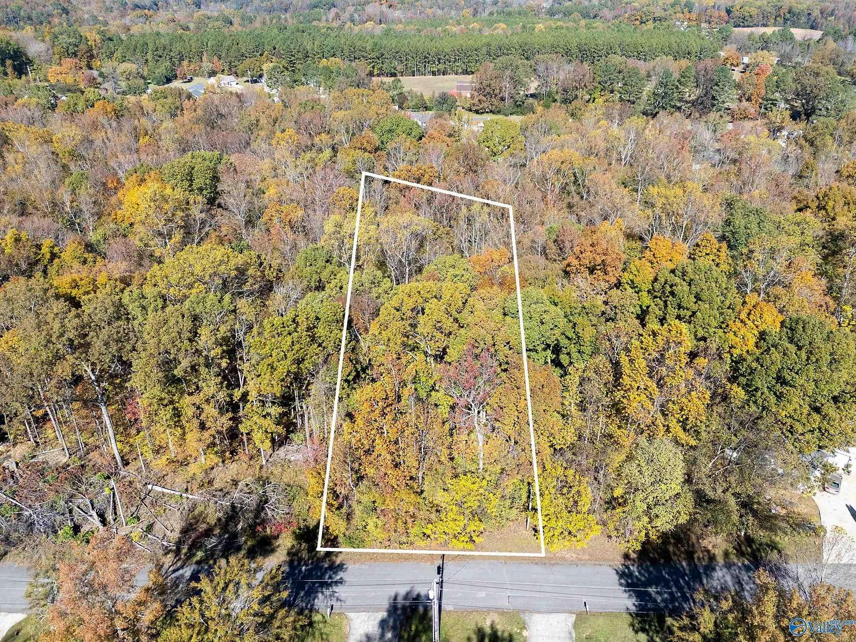 0.93 Acres of Residential Land for Sale in Toney, Alabama