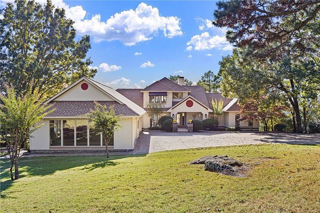 2 Acres of Land with Home for Sale in Russellville, Arkansas