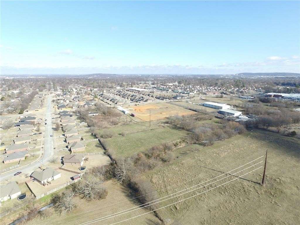 15 Acres of Land for Sale in Springdale, Arkansas