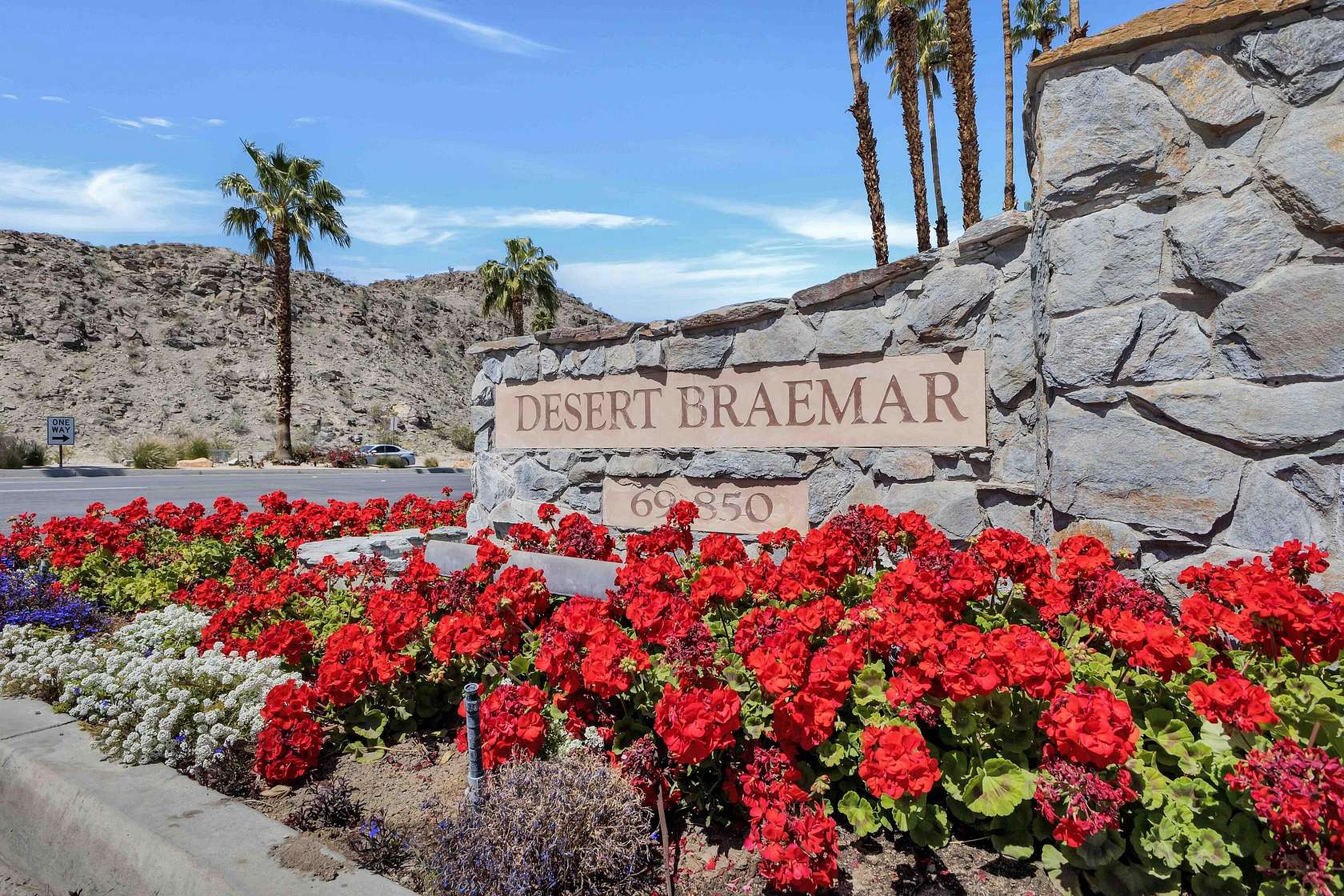 12.3 Acres of Land with Home for Sale in Rancho Mirage, California