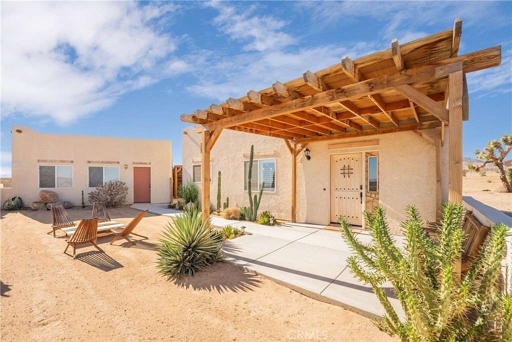 2.3 Acres of Residential Land with Home for Sale in Landers, California