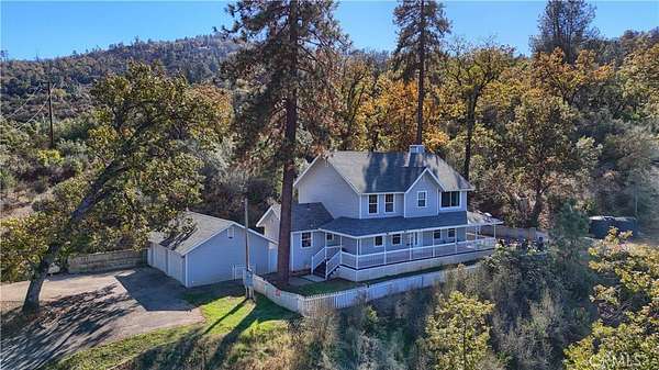 5.5 Acres of Residential Land with Home for Sale in Midpines, California