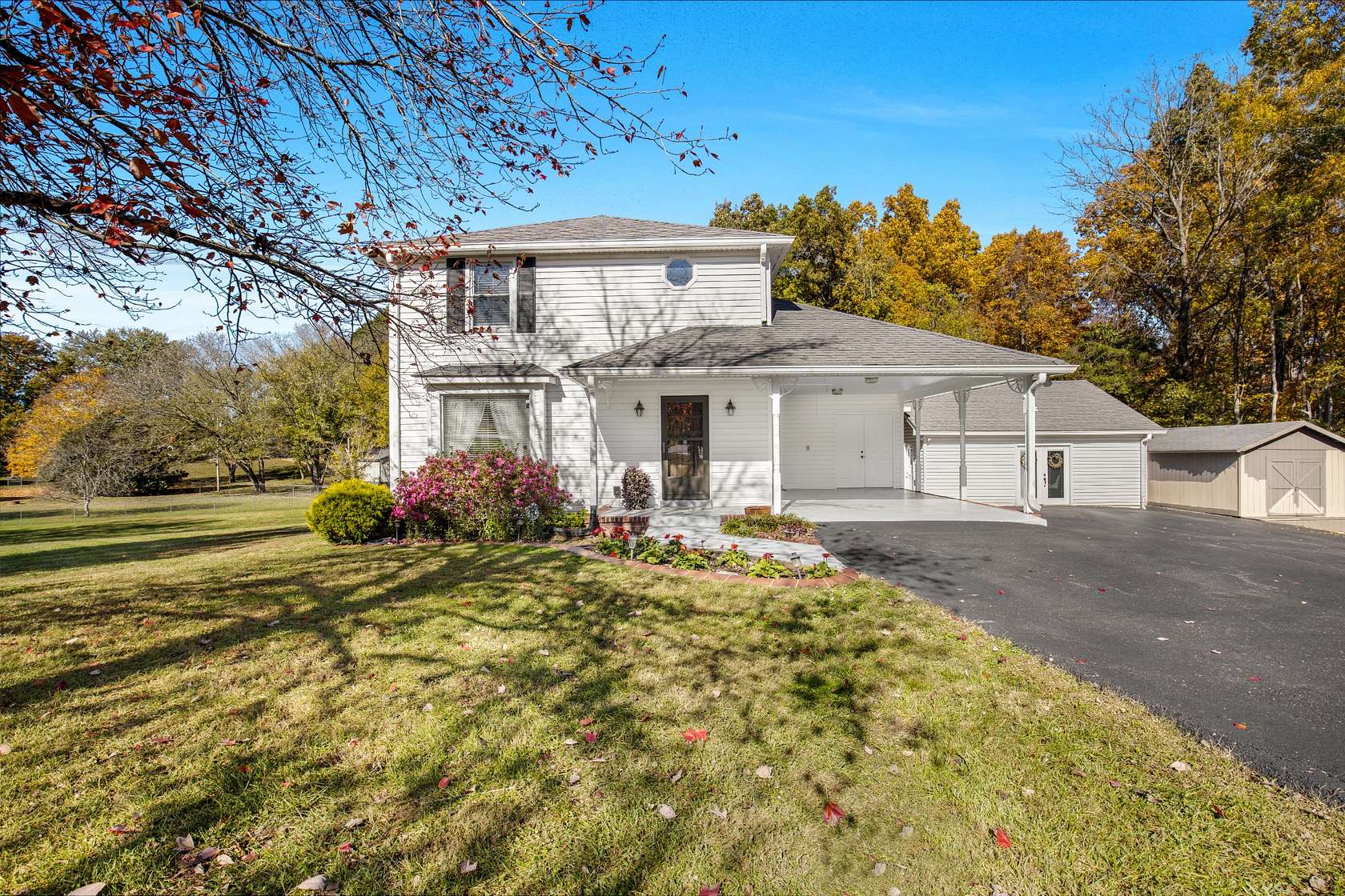 4.64 Acres of Residential Land with Home for Sale in Joelton, Tennessee