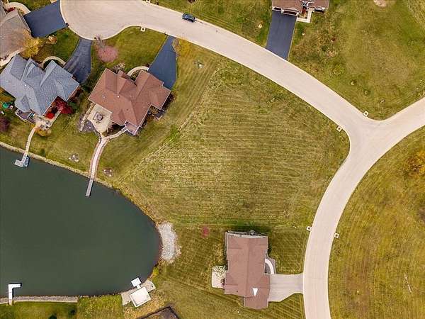 0.53 Acres of Residential Land for Sale in Winnebago, Illinois