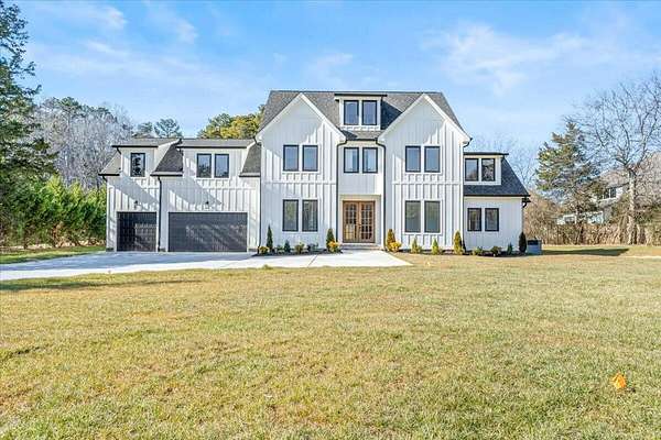 1.5 Acres of Residential Land with Home for Sale in Apison, Tennessee