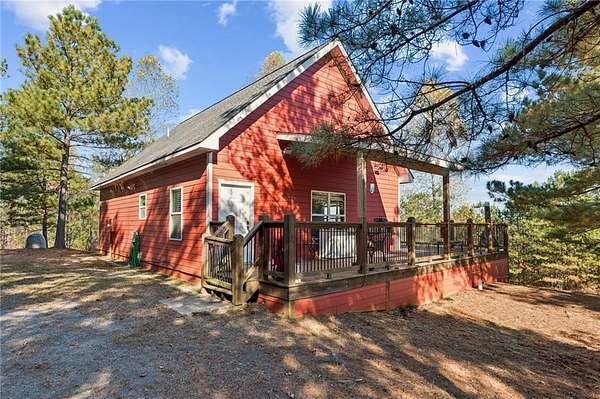 337 Acres of Recreational Land with Home for Sale in Talking Rock, Georgia