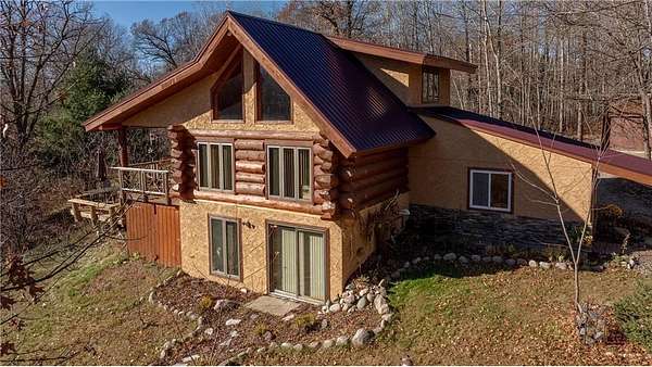 4.63 Acres of Residential Land with Home for Sale in Backus, Minnesota