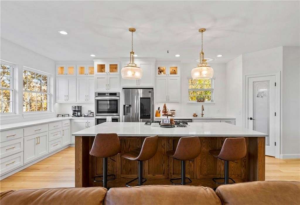 3.54 Acres of Residential Land with Home for Sale in Siloam Springs, Arkansas