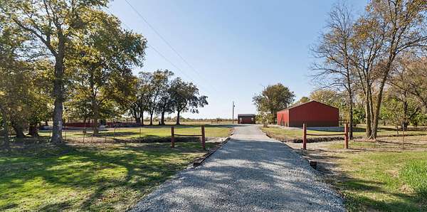 20 Acres of Agricultural Land for Sale in Fairland, Oklahoma