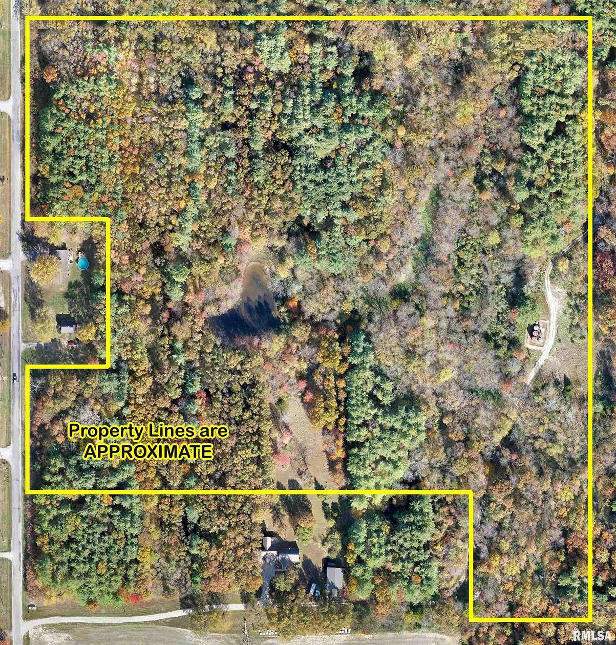 32 Acres of Recreational Land for Sale in Salem, Illinois