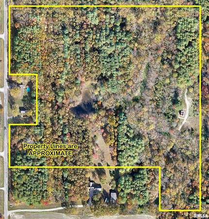 32 Acres of Recreational Land for Sale in Salem, Illinois