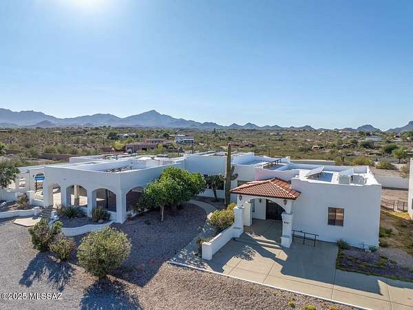 3.46 Acres of Residential Land with Home for Sale in Tucson, Arizona