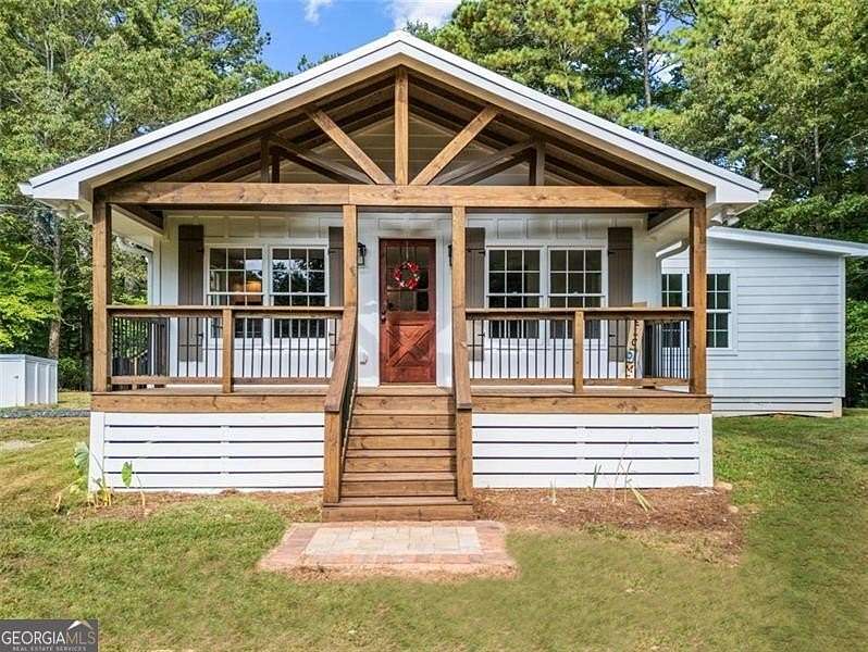2.86 Acres of Land with Home for Sale in Cartersville, Georgia