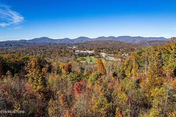 4 Acres of Residential Land for Sale in Oliver Springs, Tennessee