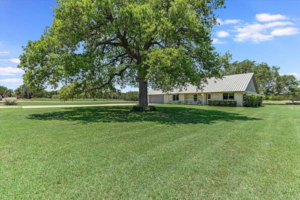 3.32 Acres of Residential Land with Home for Sale in Liberty Hill, Texas