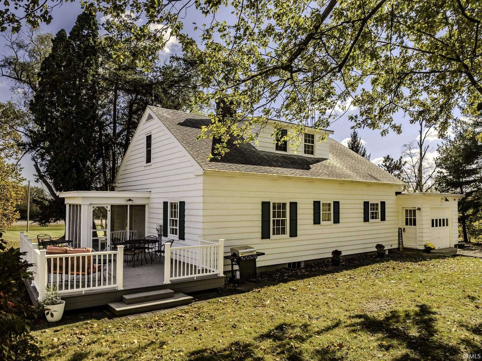 3.83 Acres of Residential Land with Home for Sale in Albany, Indiana