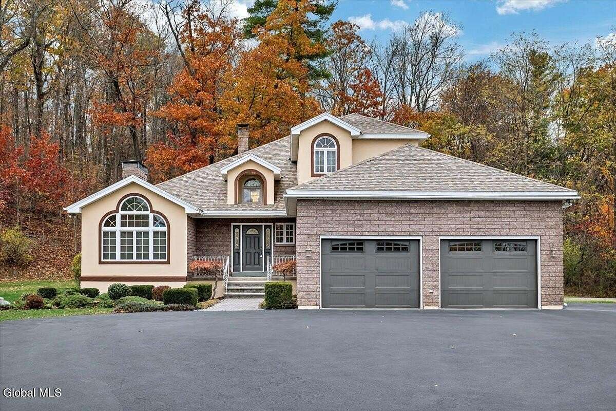 2.6 Acres of Residential Land with Home for Sale in Schenectady, New York