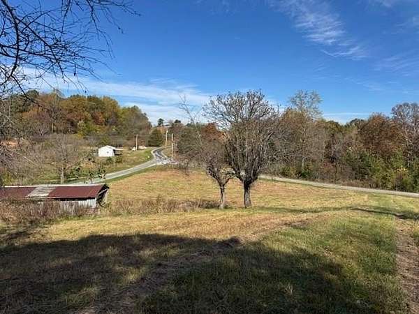 2 Acres of Improved Residential Land for Sale in Celina, Tennessee