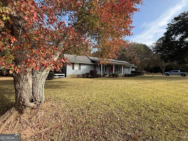 2.2 Acres of Residential Land with Home for Lease in Newnan, Georgia