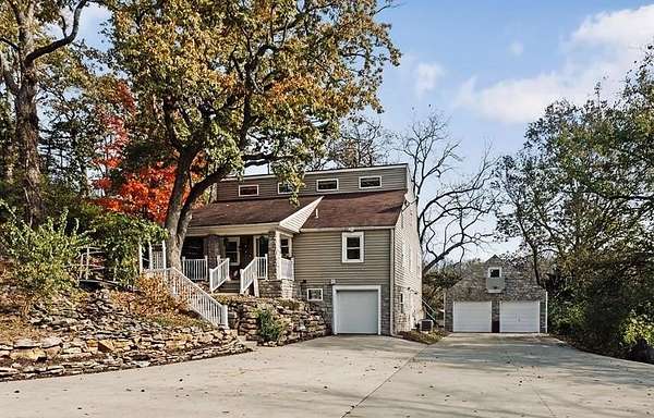 4.67 Acres of Residential Land with Home for Sale in Kansas City, Missouri