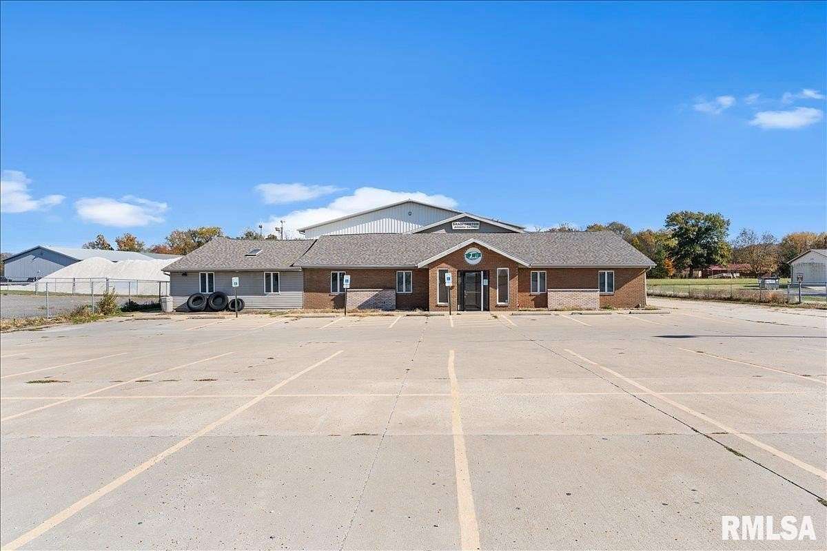 1.66 Acres of Improved Commercial Land for Sale in Springfield, Illinois