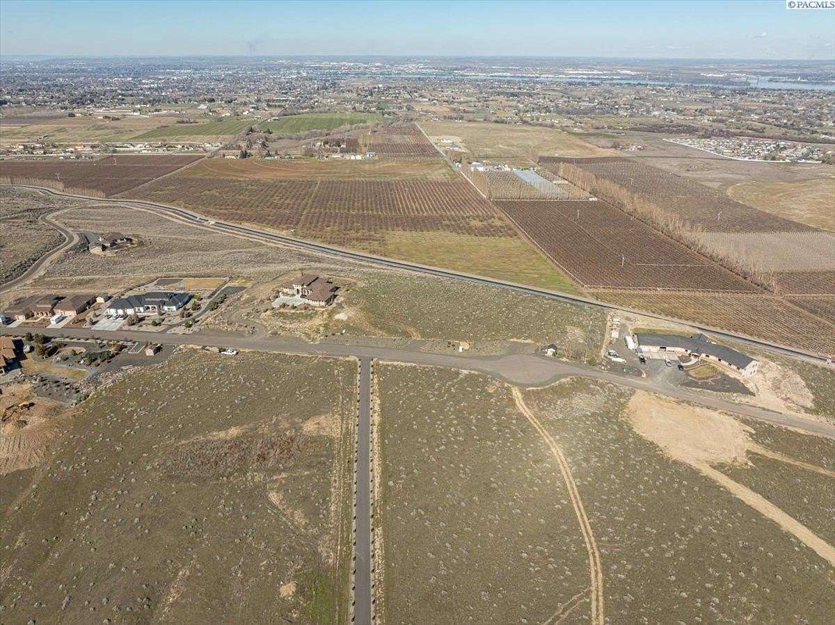 10 Acres of Residential Land for Sale in Kennewick, Washington