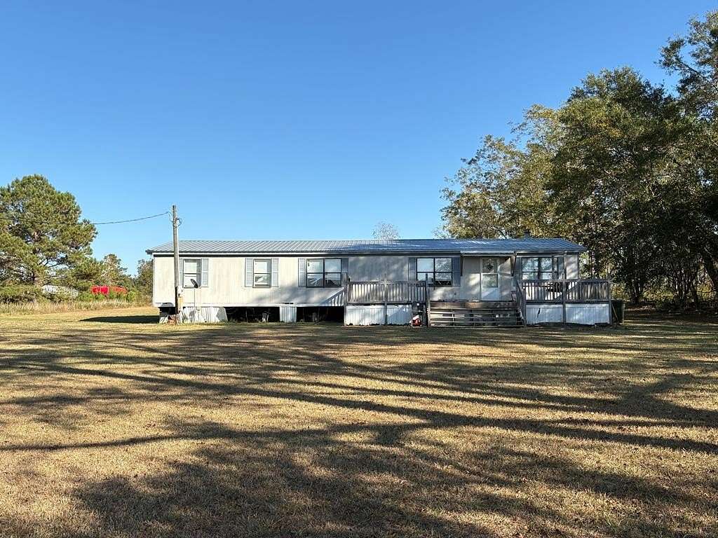 2 Acres of Residential Land with Home for Sale in Morven, Georgia